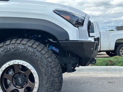 Backwoods_Hybrid_Front_Bumper_4G_Tacoma (4).jpg